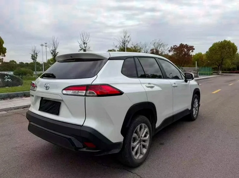 丰田锋兰达 内饰前排