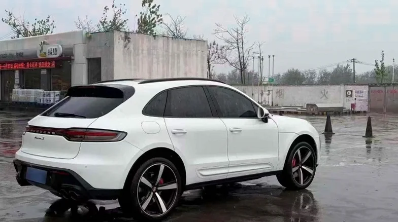 保时捷Macan 驾驶室