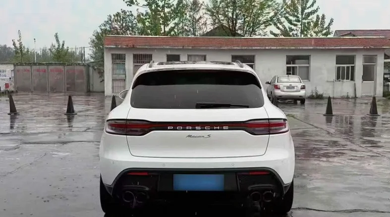 保时捷Macan 内饰后排