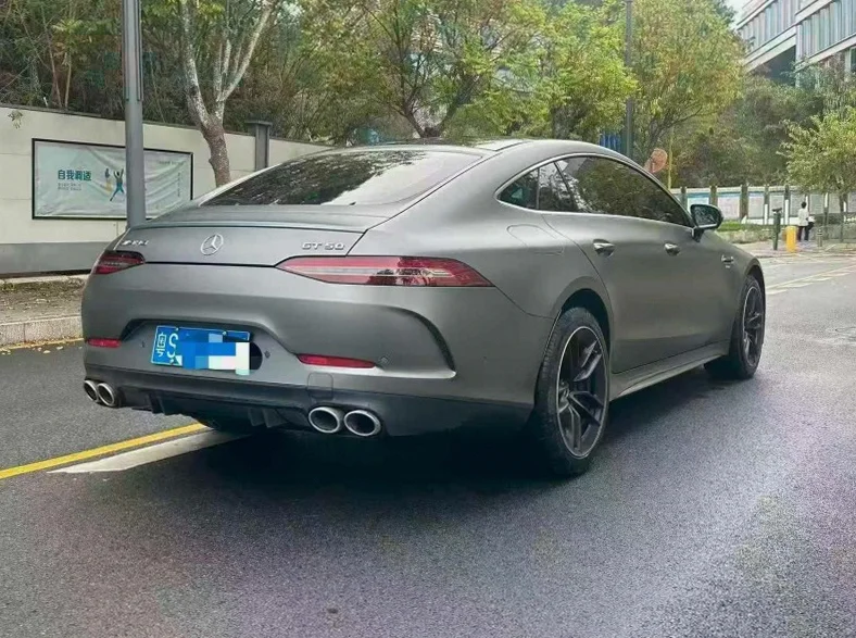 奔驰AMG 内饰前排