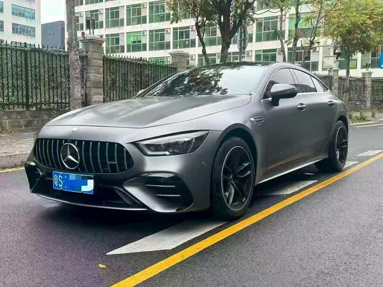 奔驰AMG 后面外观三