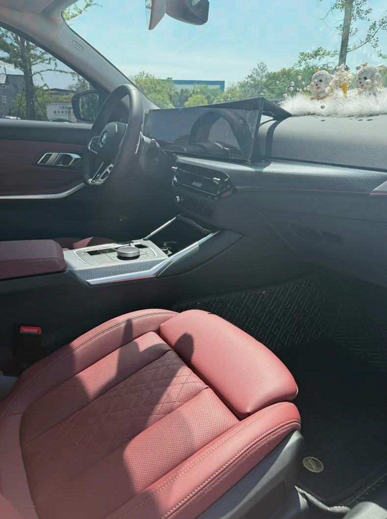 宝马3系 后面外观二