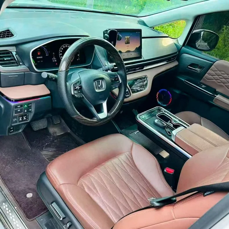 本田奥德赛 后面外观一