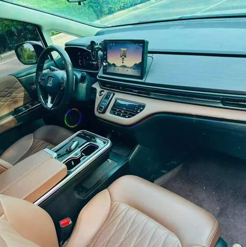 本田奥德赛 内饰前排
