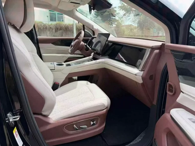 比亚迪夏 后面外观二