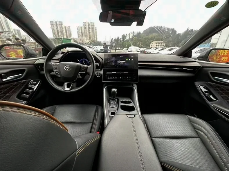 丰田亚洲龙 后面外观二