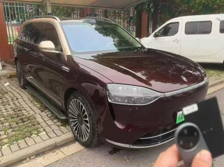 华为智选问界 正面外观二