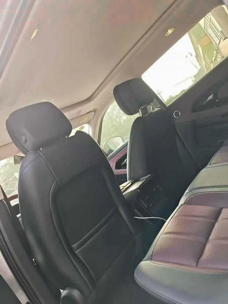 路虎极光 后面外观三