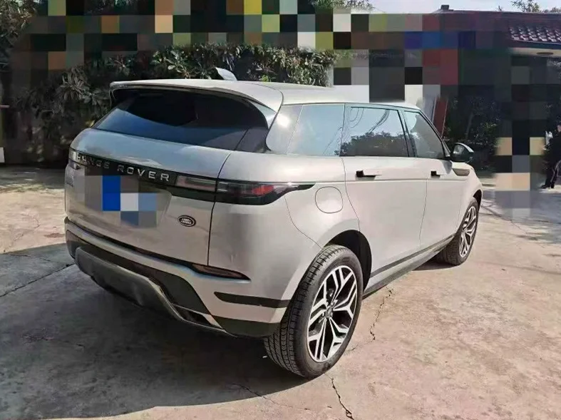 路虎极光 内饰前排