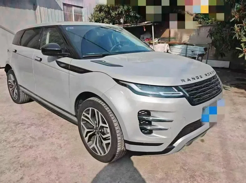 路虎极光 正面外观三