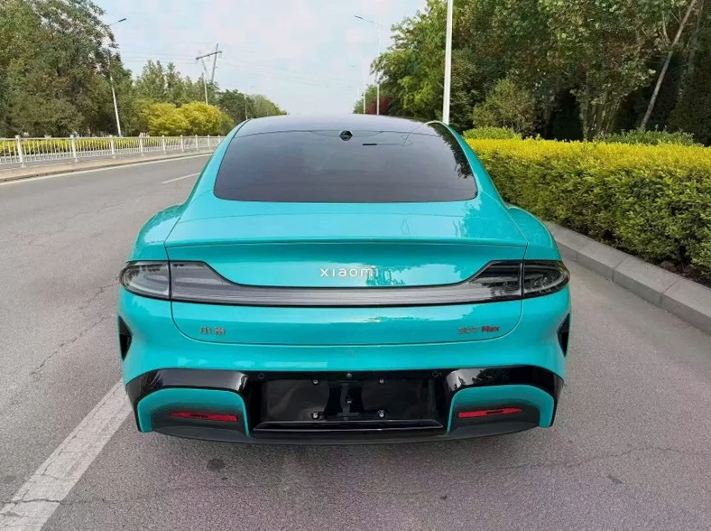 小米SU7 内饰前排