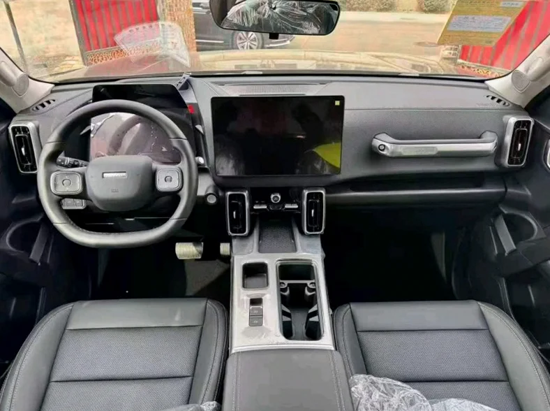 哈弗大狗 后面外观一