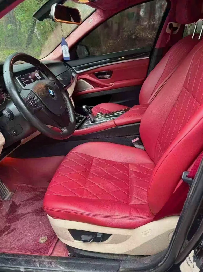 宝马5系 后面外观一