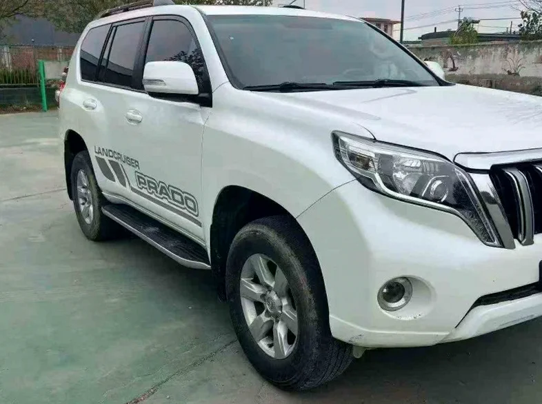 丰田普拉多 正面外观二