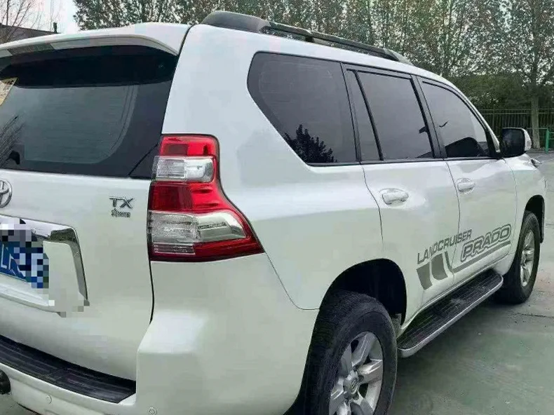 丰田普拉多 内饰后排