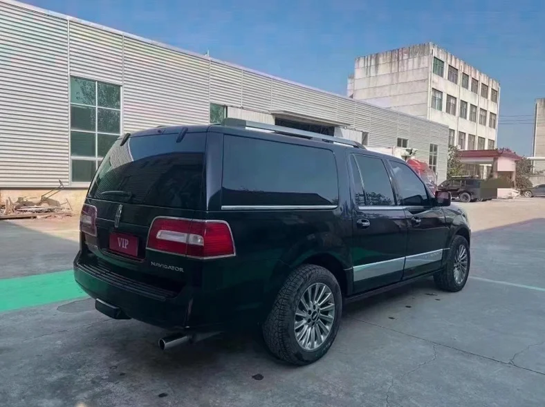 林肯领航员 内饰前排