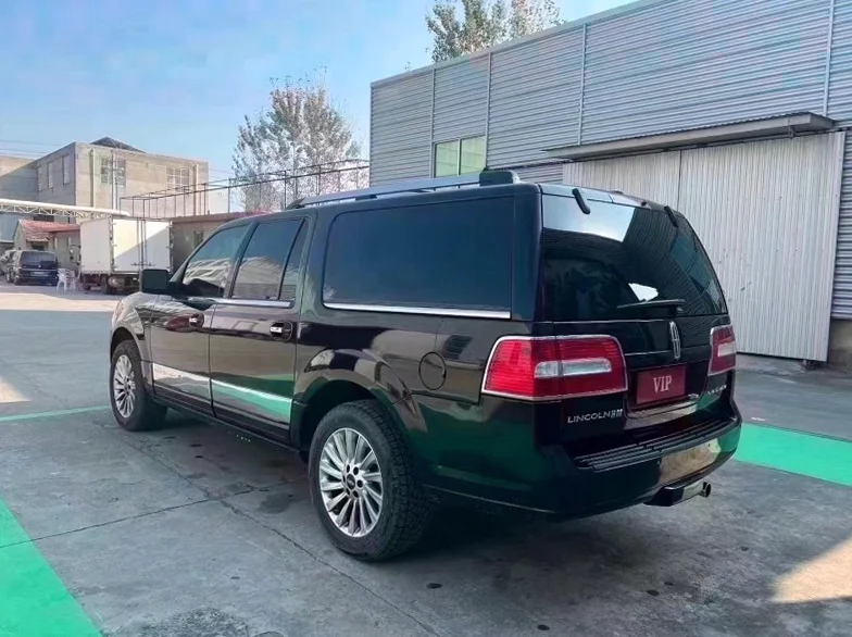 林肯领航员 后面外观三