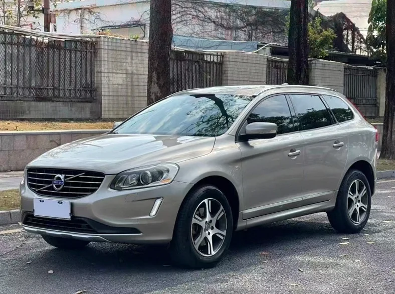 沃尔沃XC60 正面外观二