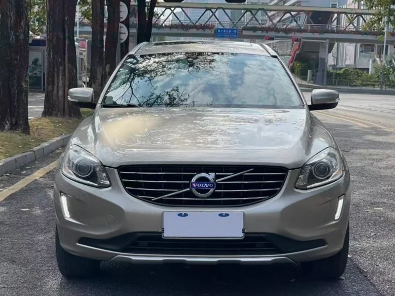 13年沃尔沃XC60 2.0T高配