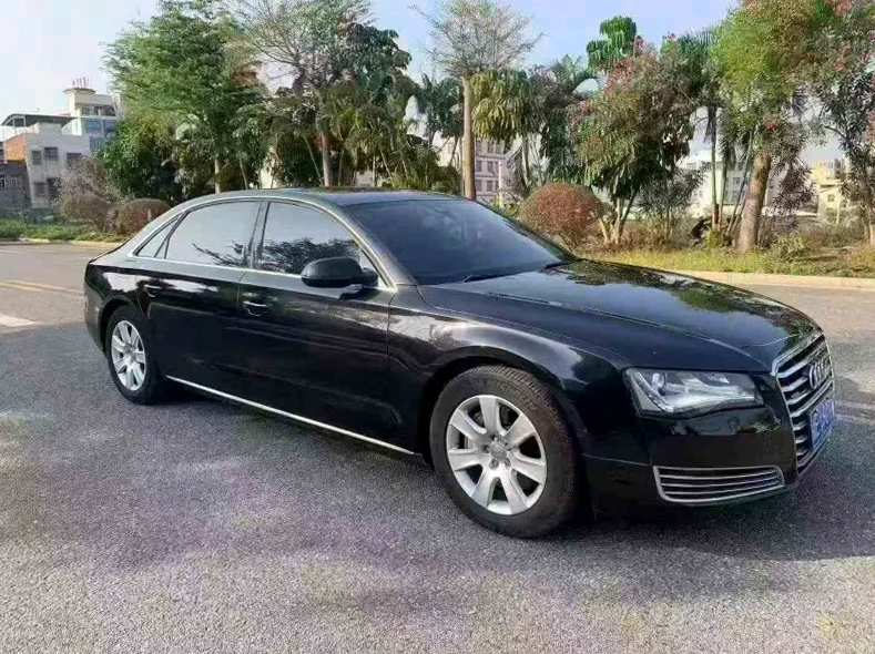 奥迪A8L 正面外观二