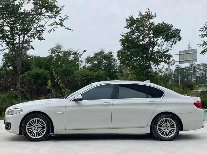 宝马5系 内饰前排