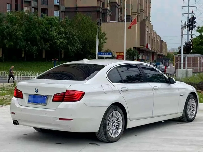 宝马5系 后面外观三