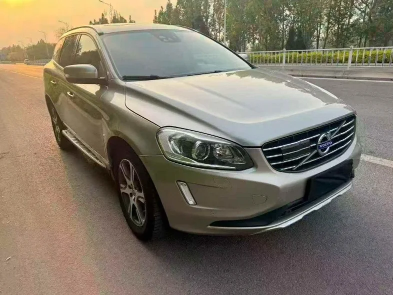 沃尔沃XC60 正面外观二