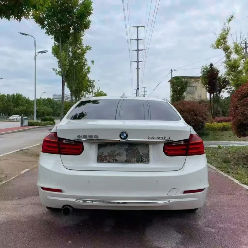 宝马3系 后面外观二