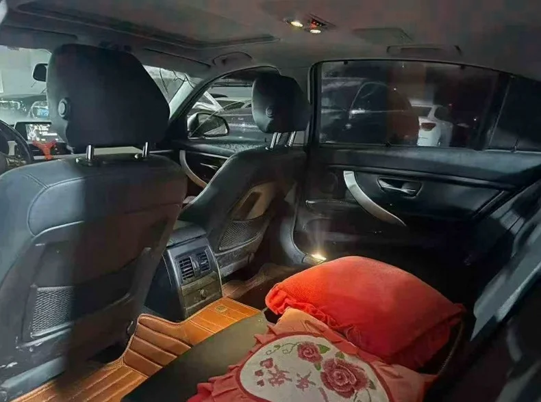 宝马3系 后面外观二