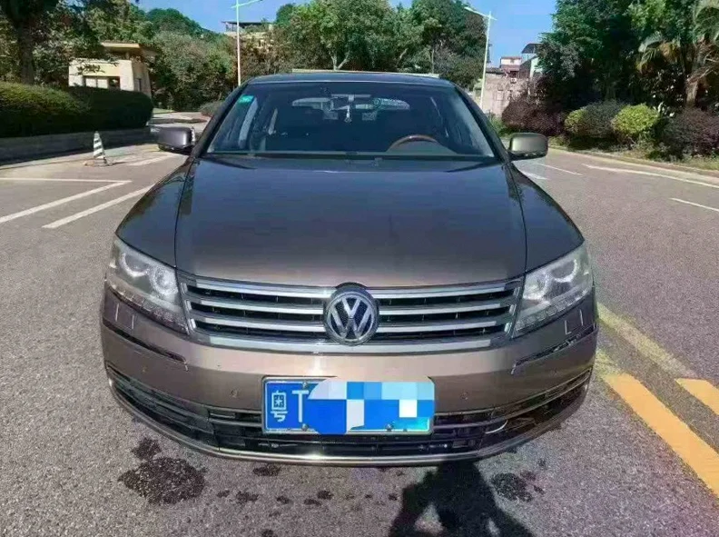 16年大众辉腾3.0L V6