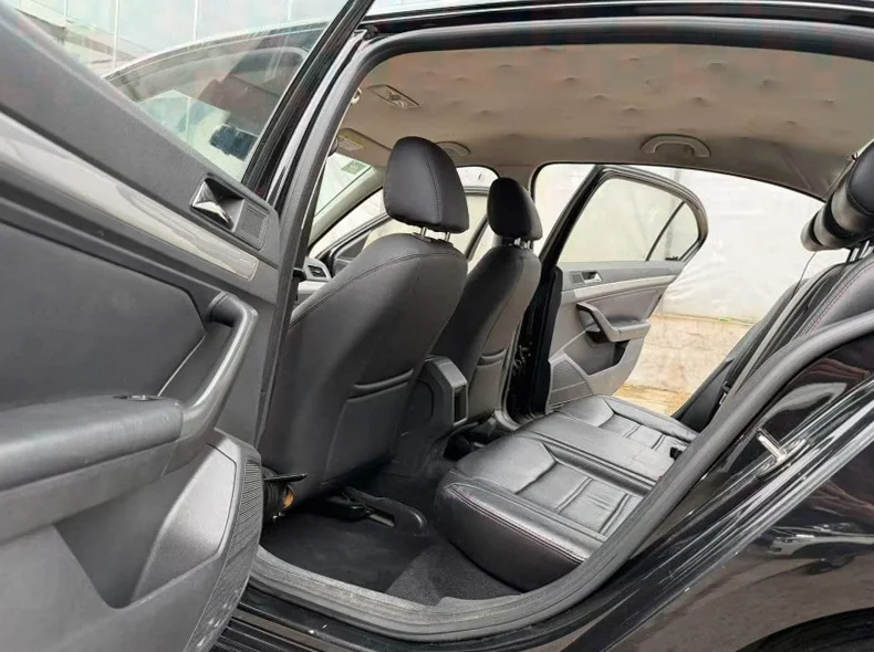 大众朗逸 内饰后排