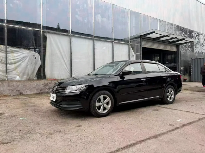 大众朗逸 正面外观二