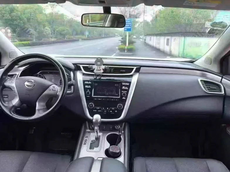 日产楼兰 后面外观三