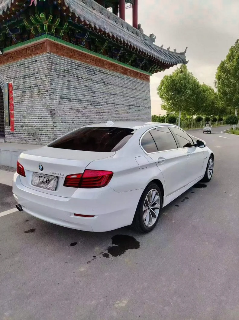 宝马5系 驾驶室