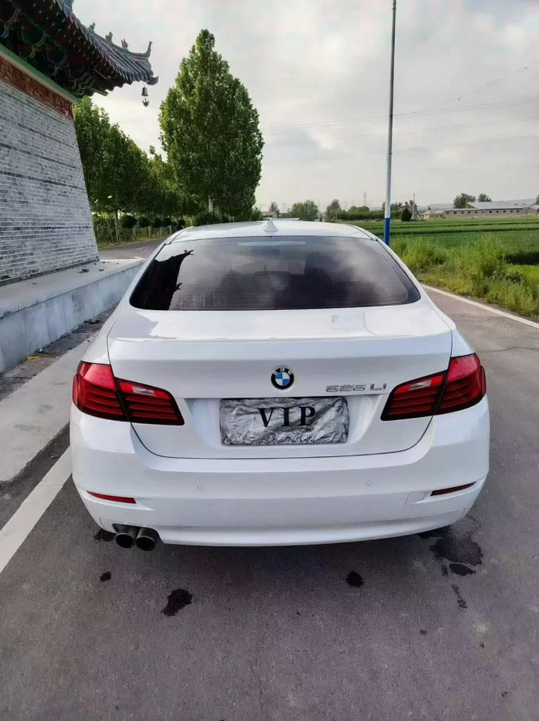 宝马5系 内饰前排