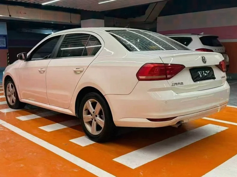 大众朗逸 内饰后排