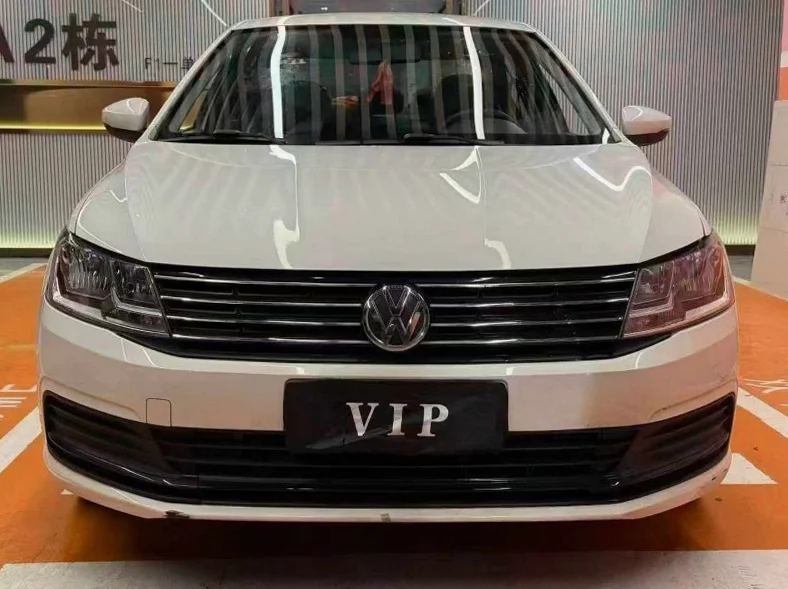 17年大众朗逸1.6L自动高配