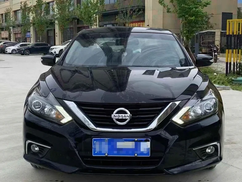 17年日产天籁 2.0L高配