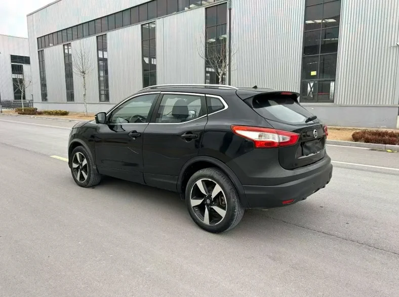 日产逍客 内饰前排