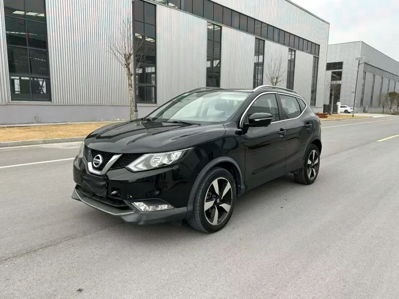 日产逍客 正面外观三