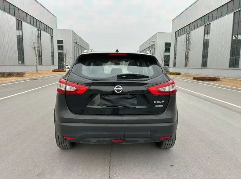 日产逍客 驾驶室