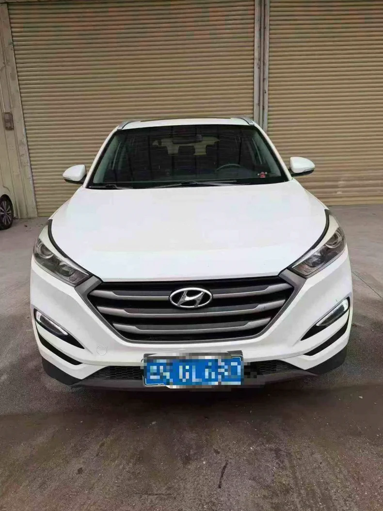 17年现代途胜 1.6T 天窗版