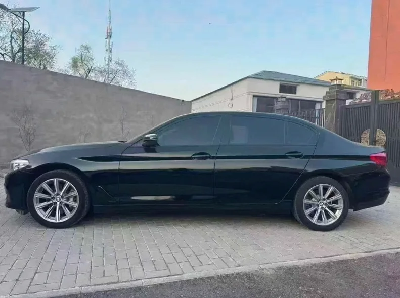 宝马5系 后面外观三