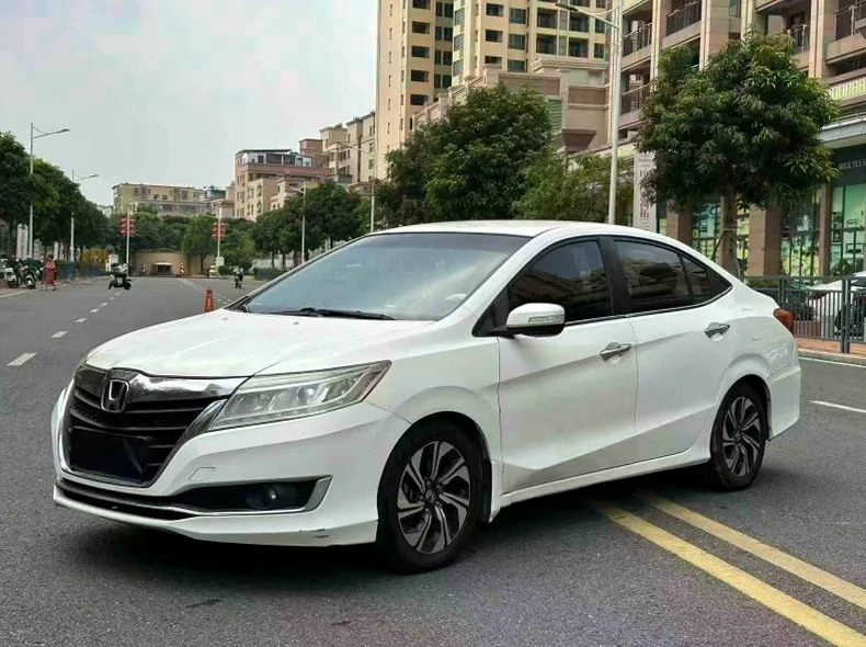 本田凌派 正面外观三