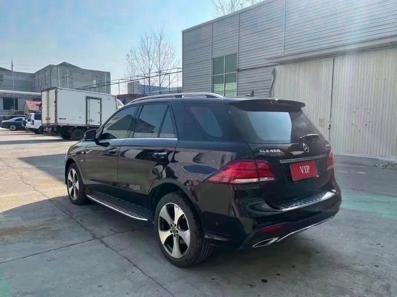 奔驰GLE 正面外观三