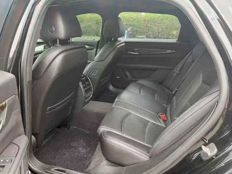 凯迪拉克CT6 后面外观三