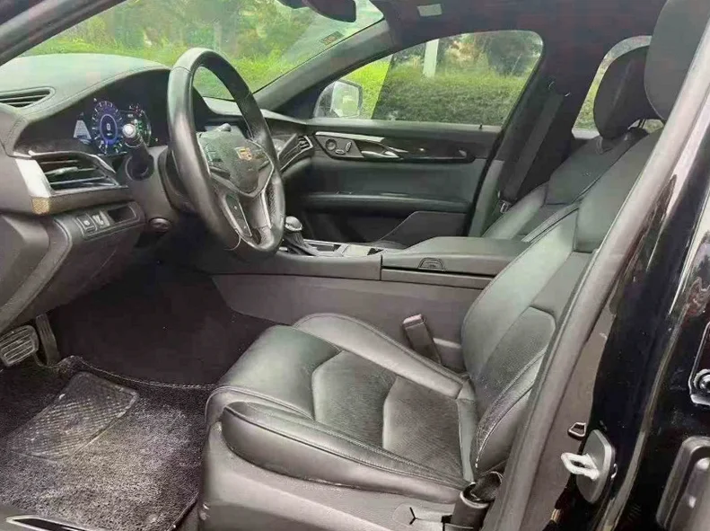 凯迪拉克CT6 后面外观二