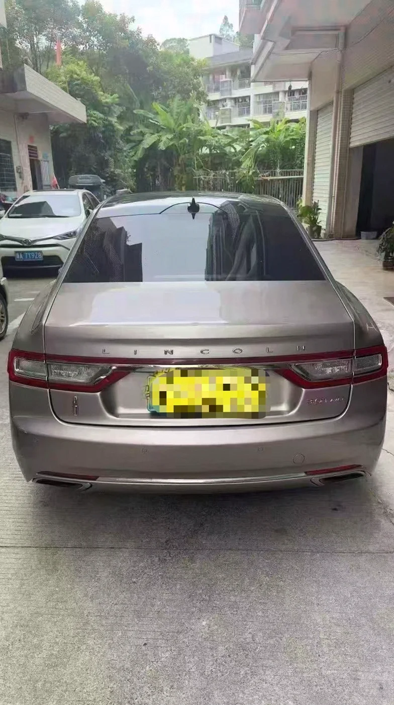 林肯大陆 驾驶室