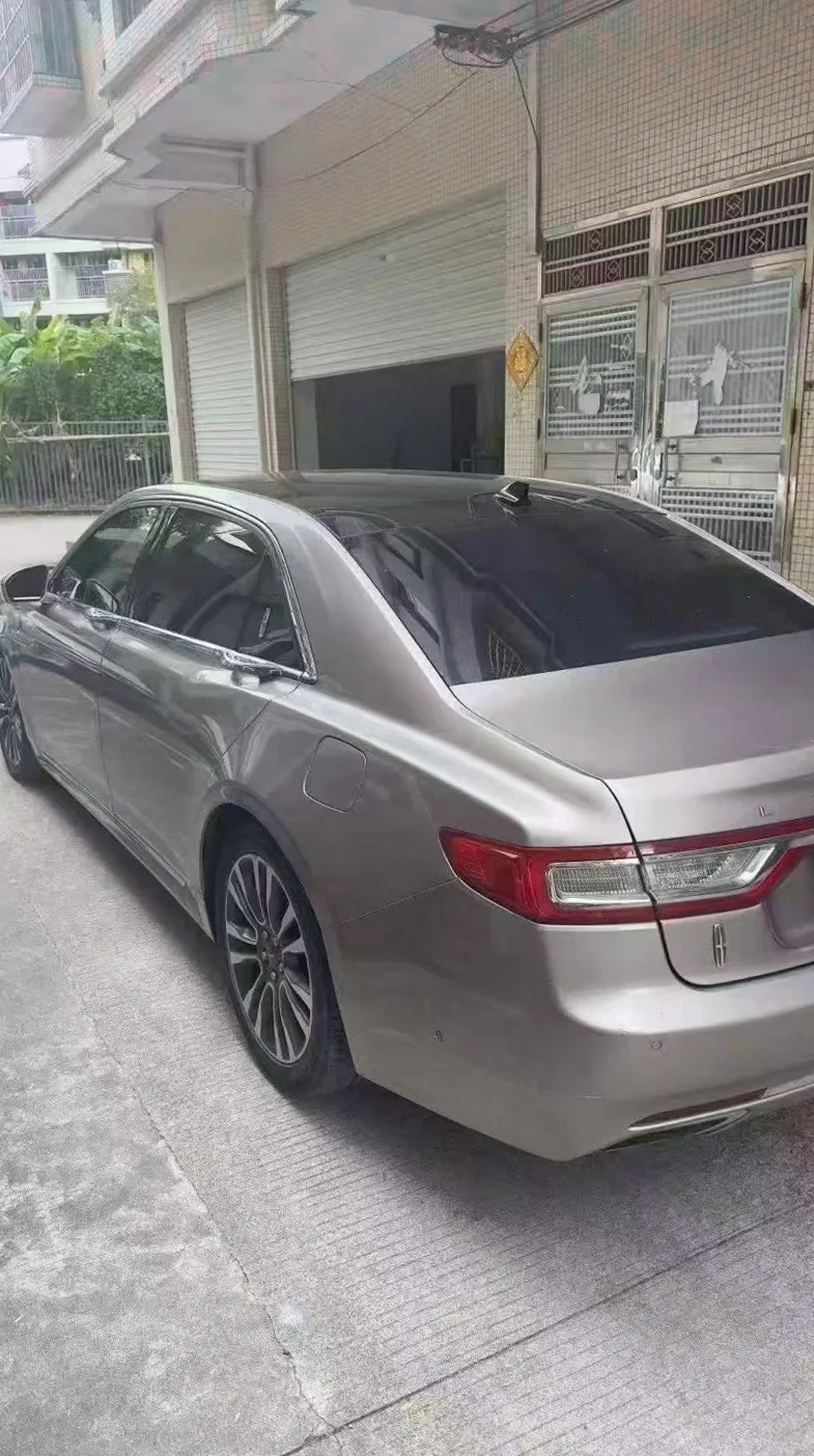 林肯大陆 内饰后排