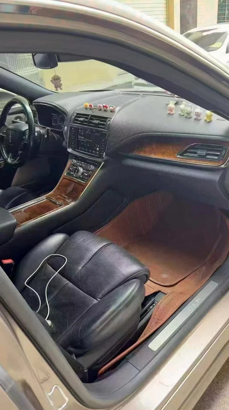 林肯大陆 后面外观三